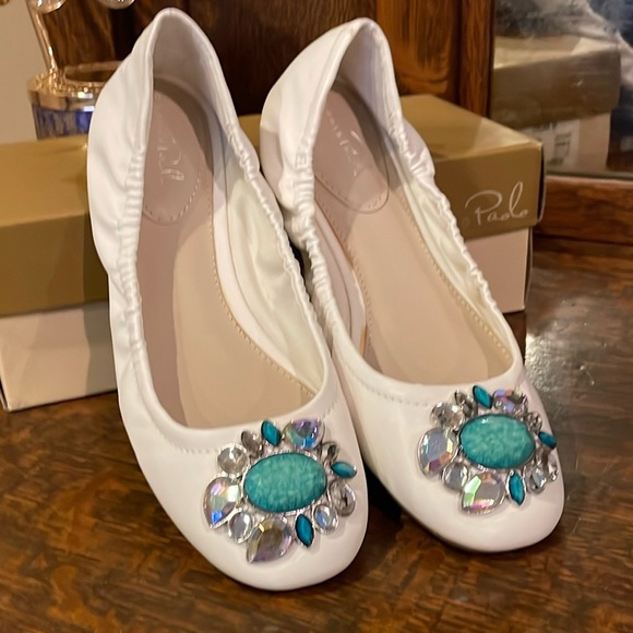 Studio Paolo Ladies 9M White & Turquoise slip-on slippers NEW in BOX - Picture 11 of 16